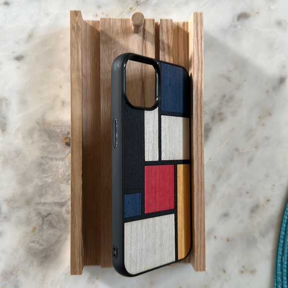 WOOD’D Tableau iPhone 14 case - Picture 3 of 6